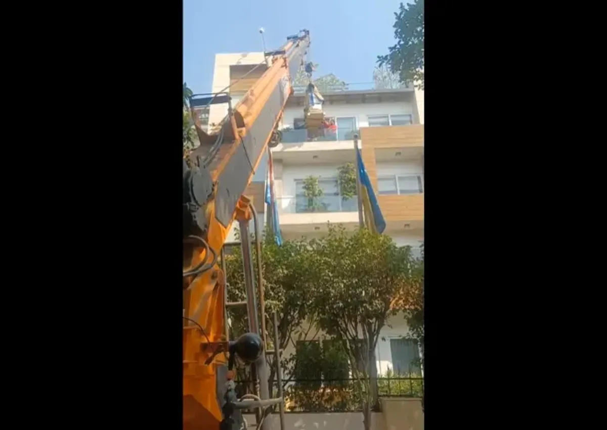 Overcoming Site Constraints in a Complex Piano Relocation