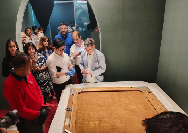 Our fine art team executed the end-to-end handling of the 16th-century masterpiece with precision, from secure packing and climate-controlled transport to its careful installation at two prestigious venues.